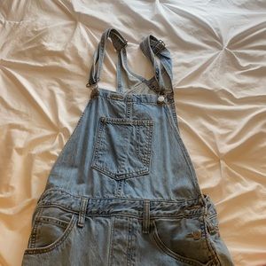 Levi’s overalls